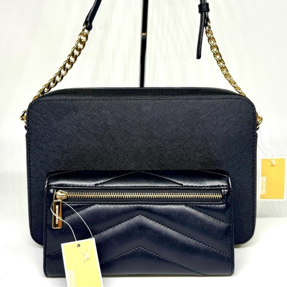 Michael Kors Large Logo Crossbody Bag & Matching Quilted Trifold Wallet Black - Picture 5 of 11